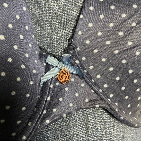 Victoria’s Secret Body by VS Light Lined Smooth Demi Bra Size 34D Noir Navy Dot - Picture 13 of 16